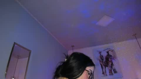 Ayshell online show from April 14, 3:01 am