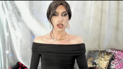 Snapshot of ayshery_sinheart chatting on April 20, 3:59 pm Ayshery online show from April 20, 3:59 pm