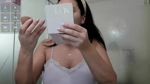 Ayumi online show from January 19, 5:00 am