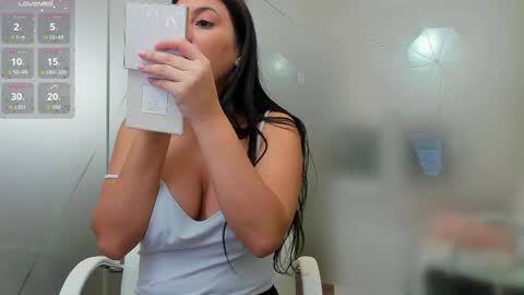 Ayumi online show from February 21, 5:30 am