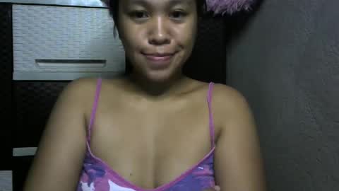 Snapshot of ayzai chatting on December 9, 8:33 pm I am Zai online show from December 9, 8:33 pm