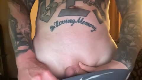 Snapshot of az_tatts chatting on January 18, 7:01 am az_tatts online show from January 18, 7:01 am