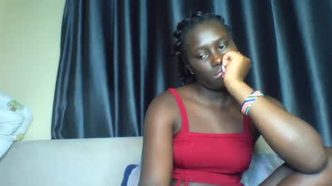 Snapshot of azaelia_iris chatting on May 10, 6:35 pm azaelia_iris online show from May 10, 6:35 pm