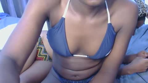 Azalea online show from November 1, 6:59 am