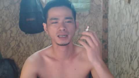 Snapshot of azn_philip chatting on November 1, 4:25 am Philip online show from November 1, 4:25 am