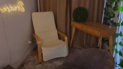 Zoe online show from July 18, 9:40 pm
