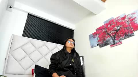 Snapshot of azul_moon chatting on July 19, 3:43 am azul_moon online show from July 19, 3:43 am