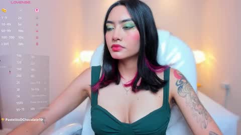 Azura online show from March 17, 7:17 pm