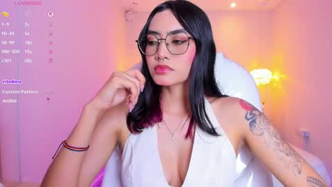 Azura online show from April 16, 7:14 pm