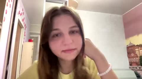Snapshot of azzieheberly chatting on July 2, 6:25 pm Niki online show from July 2, 6:25 pm