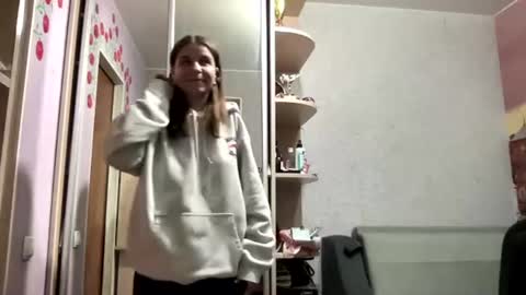 Snapshot of azzieheberly chatting on July 28, 7:39 pm Niki online show from July 28, 7:39 pm