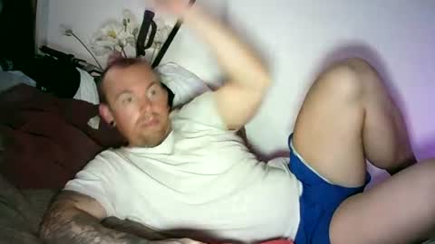 azzuerell online show from June 23, 9:51 am