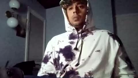 Snapshot of b0urb0n7 chatting on October 28, 5:33 am Bourbon online show from October 28, 5:33 am