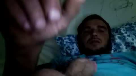 Snapshot of b269852976100 chatting on July 18, 6:01 pm b269852976100 online show from July 18, 6:01 pm