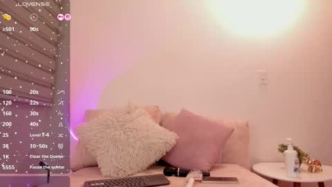 babe_sophiee1 online show from February 27, 6:46 am