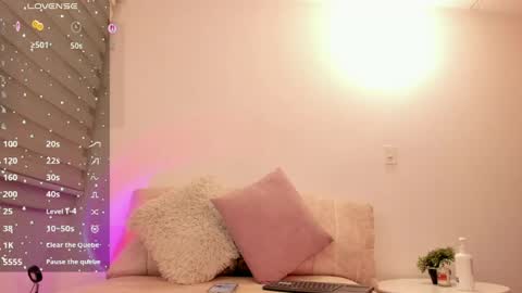 babe_sophiee1 online show from May 21, 5:25 am