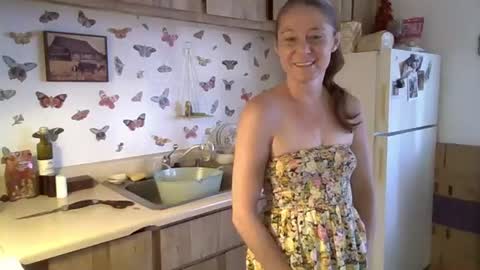 Snapshot of babetteohara chatting on June 21, 10:34 pm Babette online show from June 21, 10:34 pm