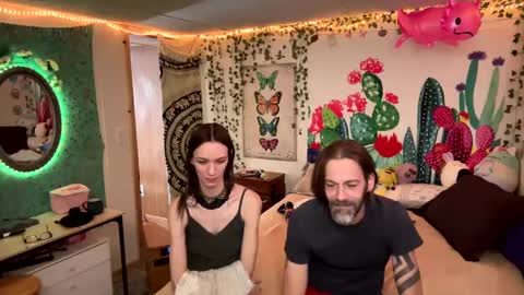 Snapshot of babiifern chatting on January 29, 4:19 pm Fern Browning online show from January 29, 4:19 pm