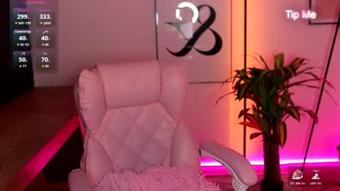 Baby   Lola online show from February 9, 7:01 am