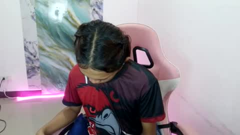 Snapshot of baby__kel chatting on July 15, 6:02 pm kel online show from July 15, 6:02 pm
