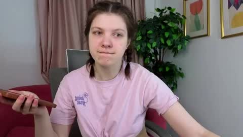 Evalena maybe just Eva online show from May 29, 5:27 am