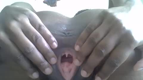 Snapshot of baby_facii chatting on December 17, 10:12 am baby_facii online show from December 17, 10:12 am