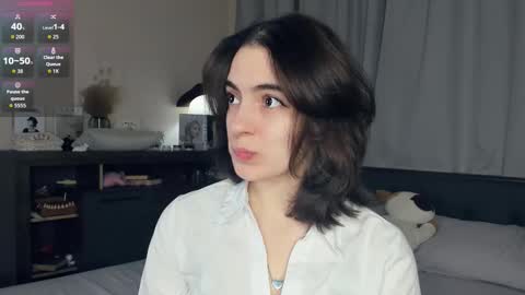 Emily online show from February 3, 7:13 am