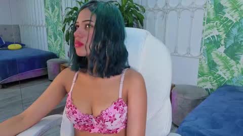 Julieta online show from May 13, 4:21 am