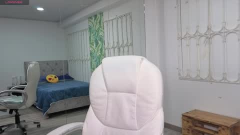 Julieta online show from May 25, 11:27 am
