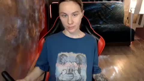 baby_kitte online show from July 9, 6:17 am