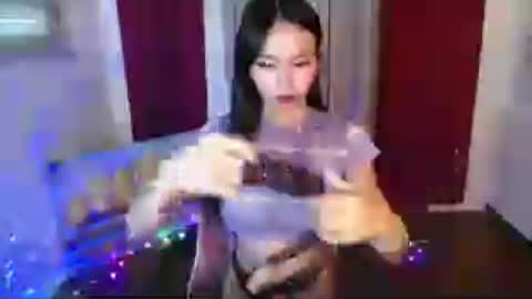 Snapshot of baby_love143 chatting on July 10, 2:38 am sky online show from July 10, 2:38 am