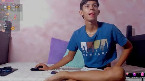 baby_noaht online show from May 15, 11:17 am