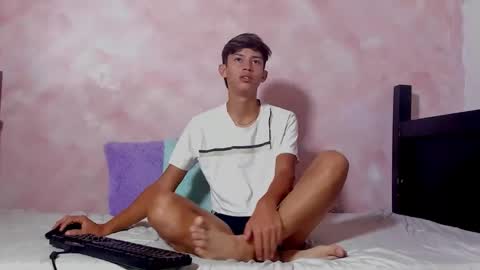 baby_noaht online show from May 16, 12:37 pm