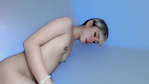 baby_sabrina19 online show from January 5, 3:45 pm