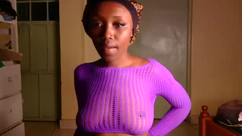 baby_smiler online show from July 9, 4:33 pm