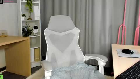 Snapshot of baby_sunsh1ne_ chatting on July 14, 1:08 am baby_sunsh1ne_ online show from July 14, 1:08 am