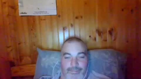 Snapshot of babybaby83 chatting on December 19, 10:28 pm Darren online show from December 19, 10:28 pm