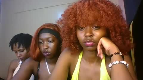 babybrown online show from April 23, 4:35 am