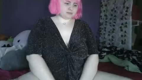 Snapshot of babycakespnw710 chatting on February 16, 1:24 am babycakespnw710 online show from February 16, 1:24 am