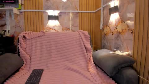 Snapshot of babycam7 chatting on March 15, 11:11 pm Babycam online show from March 15, 11:11 pm
