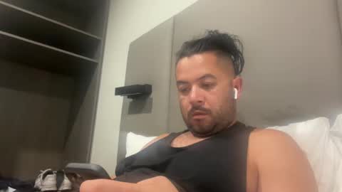 Snapshot of babychinoo chatting on February 2, 1:19 pm bcin online show from February 2, 1:19 pm