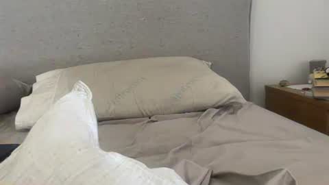 Snapshot of babychinoo chatting on September 18, 4:14 am bcin online show from September 18, 4:14 am