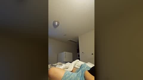 babyhawk88888 online show from April 28, 9:03 am