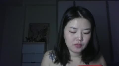 babyiana online show from April 4, 12:02 pm