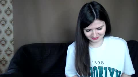 babykaten online show from November 9, 6:44 am