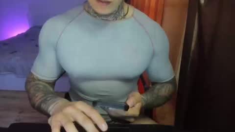 Snapshot of babylewisss chatting on May 28, 3:42 pm Amil online show from May 28, 3:42 pm