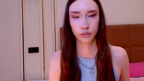 Annie online show from May 25, 3:23 am