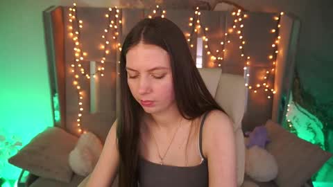 Lady Vi online show from May 7, 7:14 am