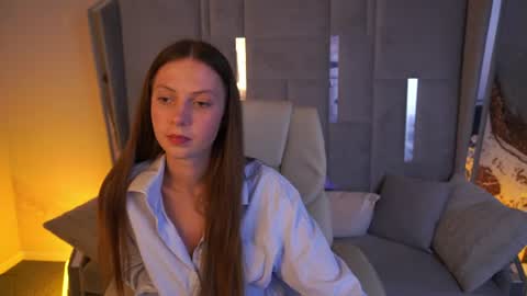 Lady Vi online show from July 8, 7:29 pm