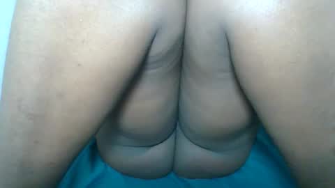 Snapshot of babymolly2 chatting on November 29, 1:41 am Rossy Kwekwe online show from November 29, 1:41 am